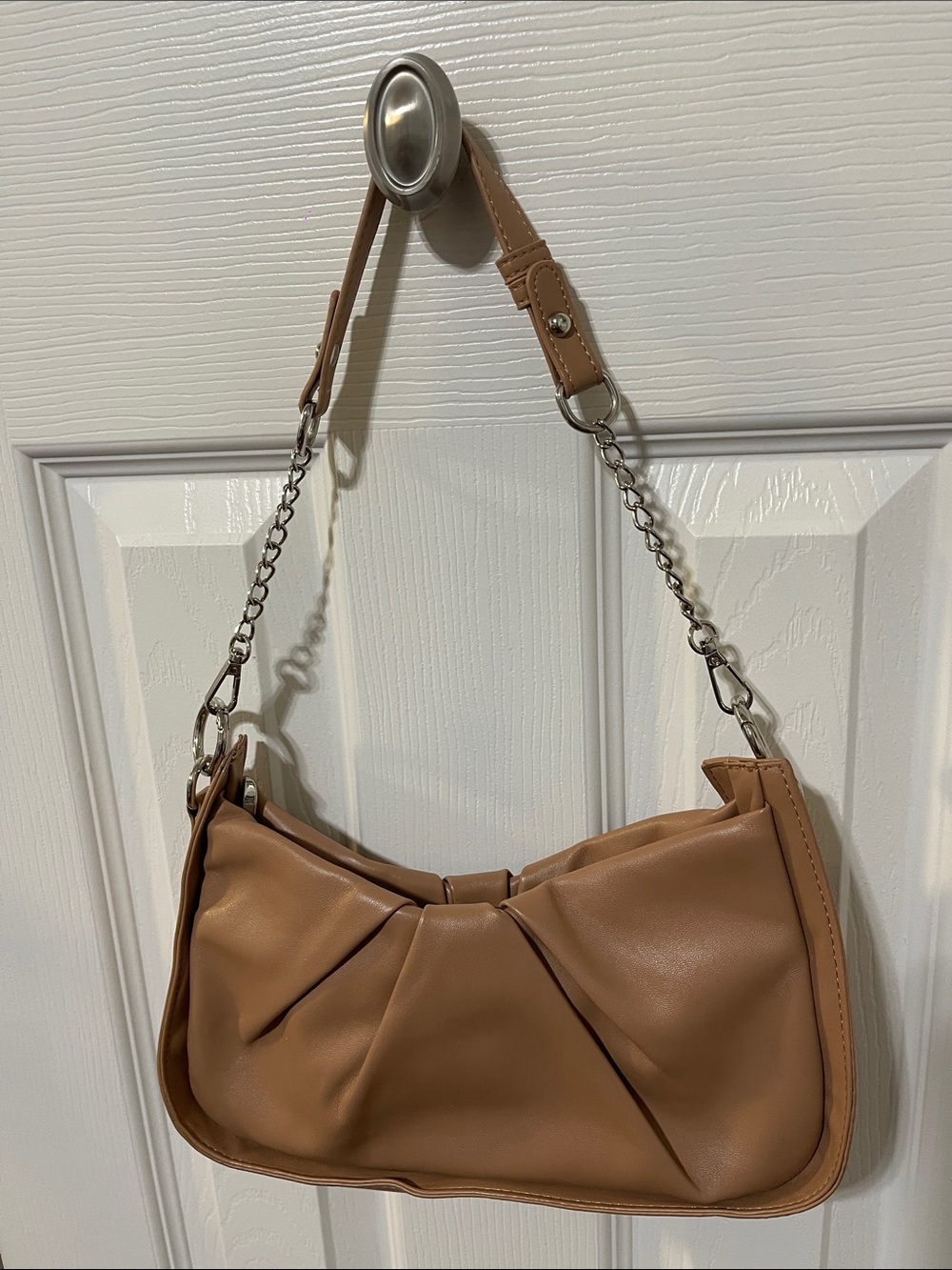 Chic Bag with Silver Chain Strap